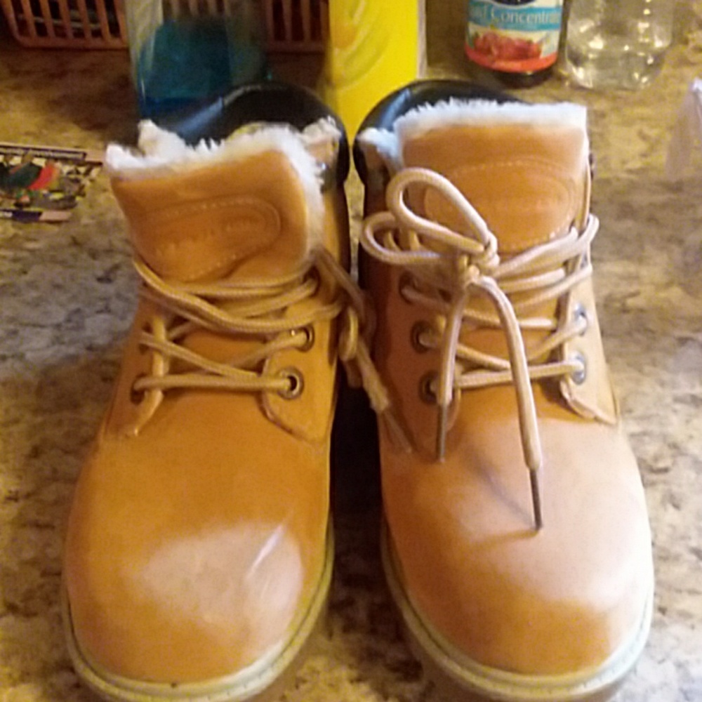 LUGZ
